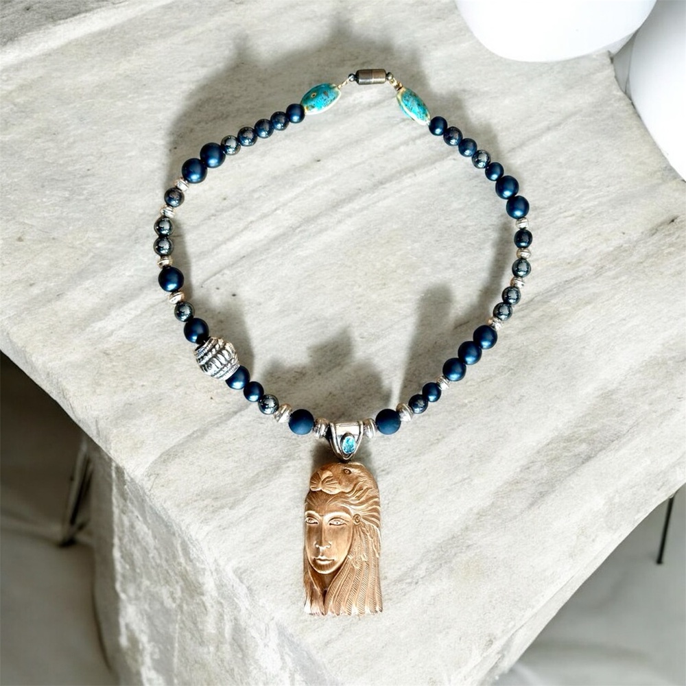 Fossil ivory Alaska intricately handcarved otter goddess Sterling necklace beads - Picture 3 of 15